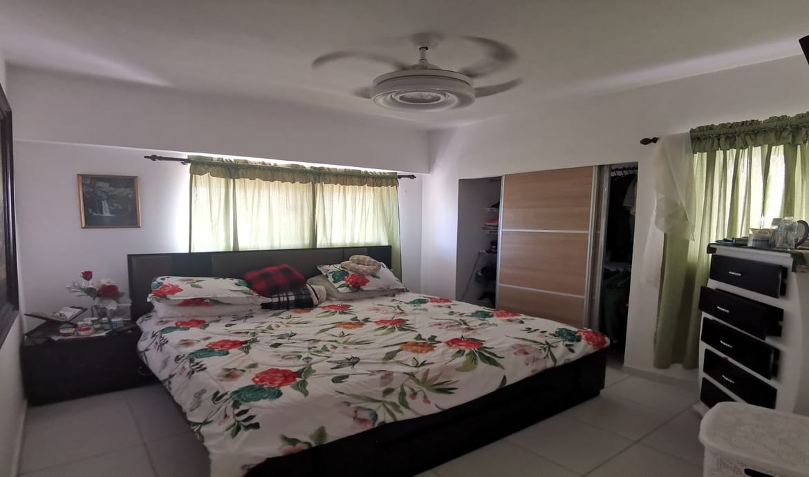 APARTAMENTO 4TO PISO CON VISTA AL MAR