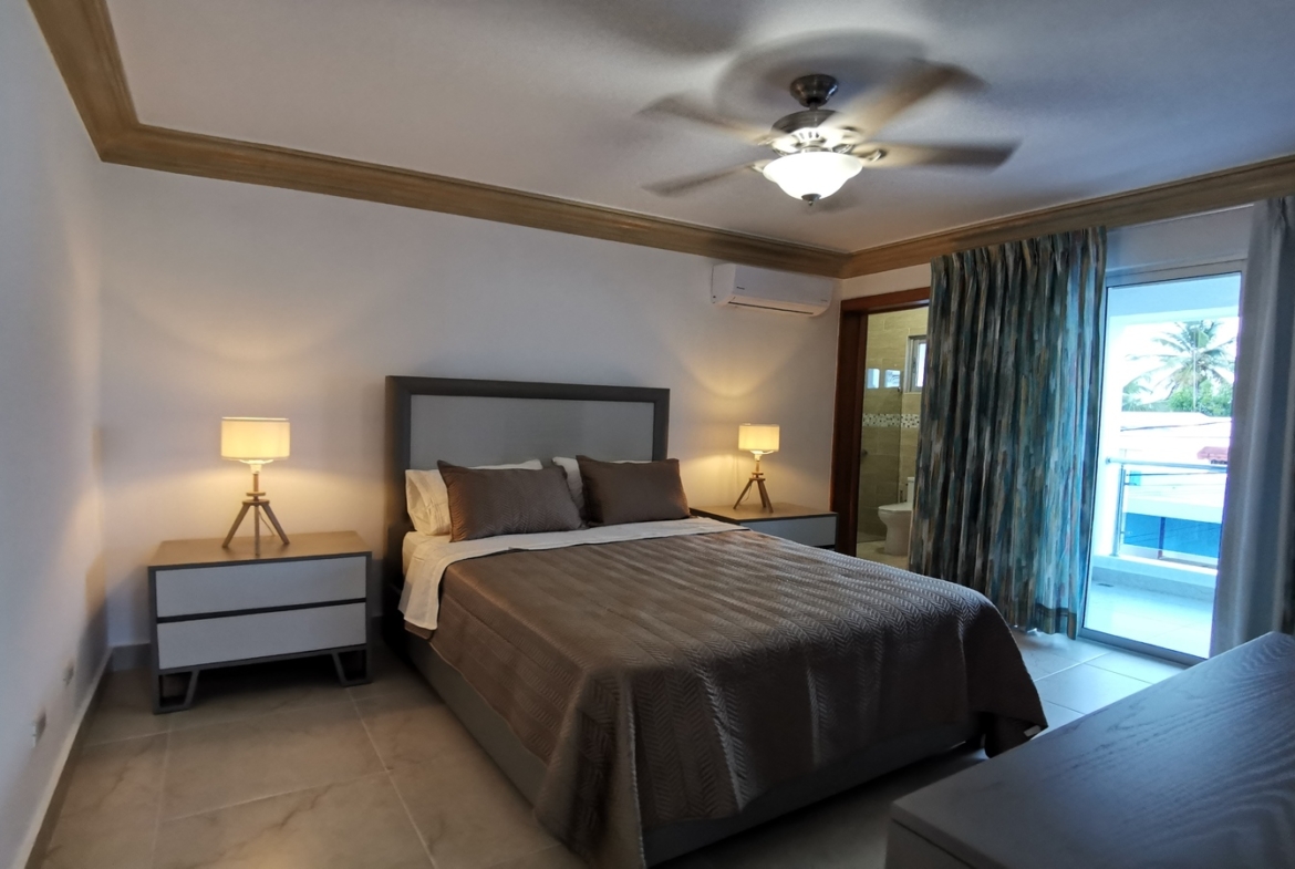 Mansión Nueva En Residencial Cerrado Santo Domingo Oeste