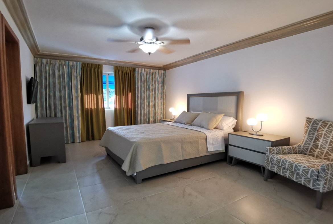 Mansión Nueva En Residencial Cerrado Santo Domingo Oeste