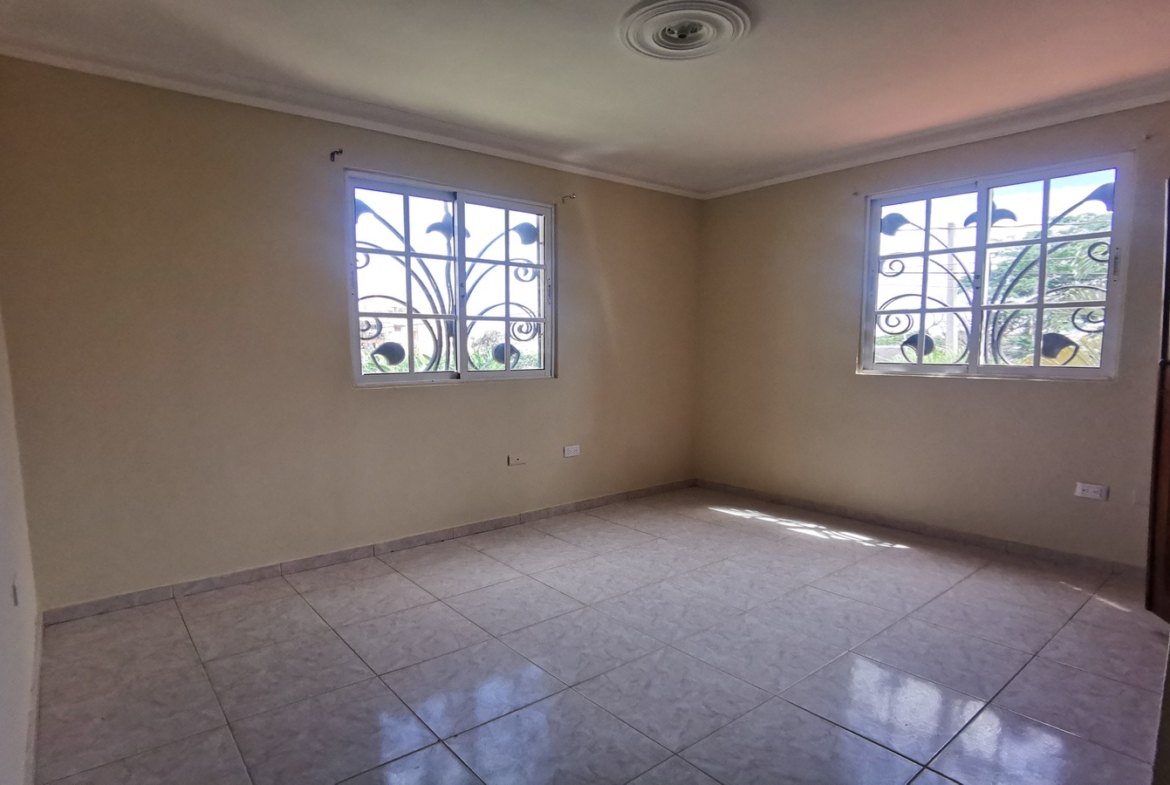 Casa familiar ubicada en Mirador del Este Santo Domingo Este