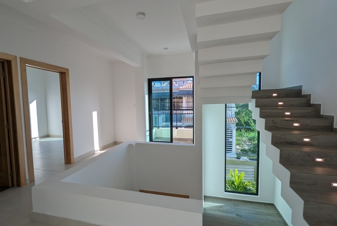 Casa de Lujo En Venta en Mirador del Este