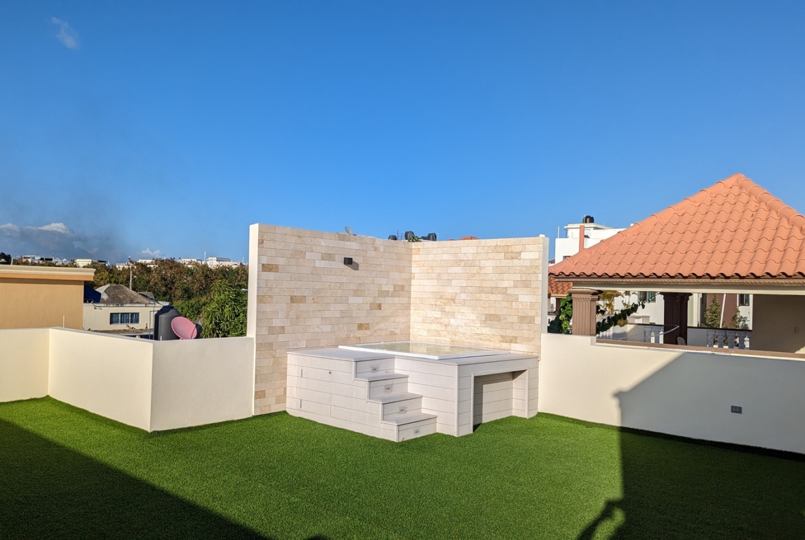 Casa de Lujo En Venta en Mirador del Este