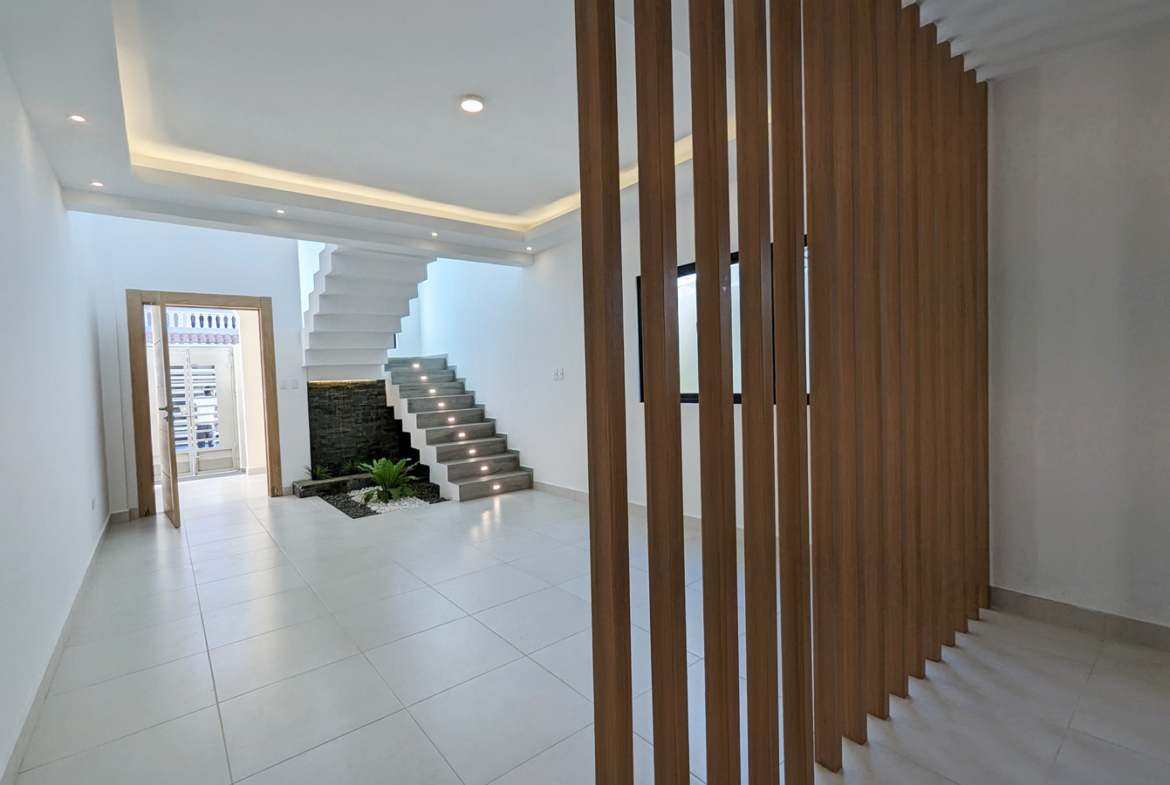 Casa de Lujo En Venta en Mirador del Este