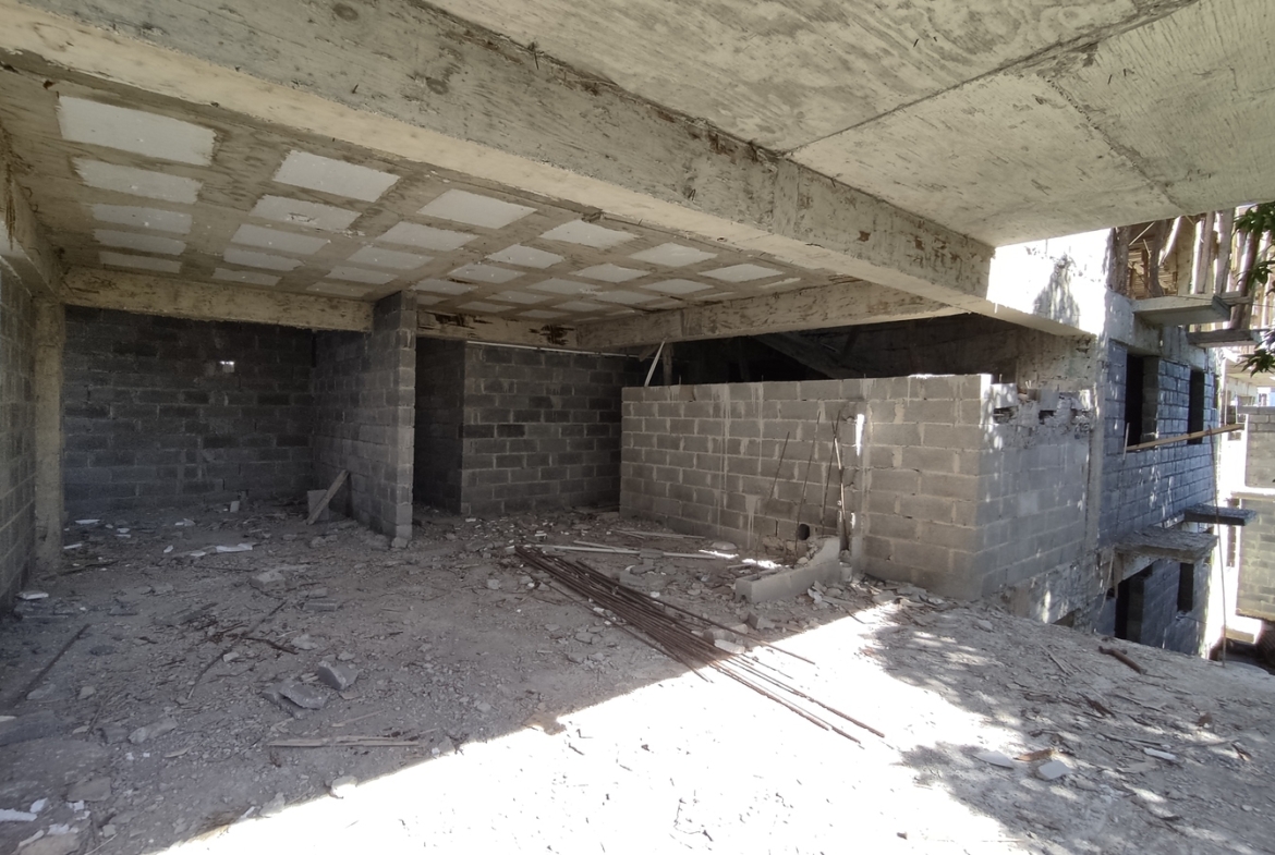 Residencial Rafa I; En La Av Independencia