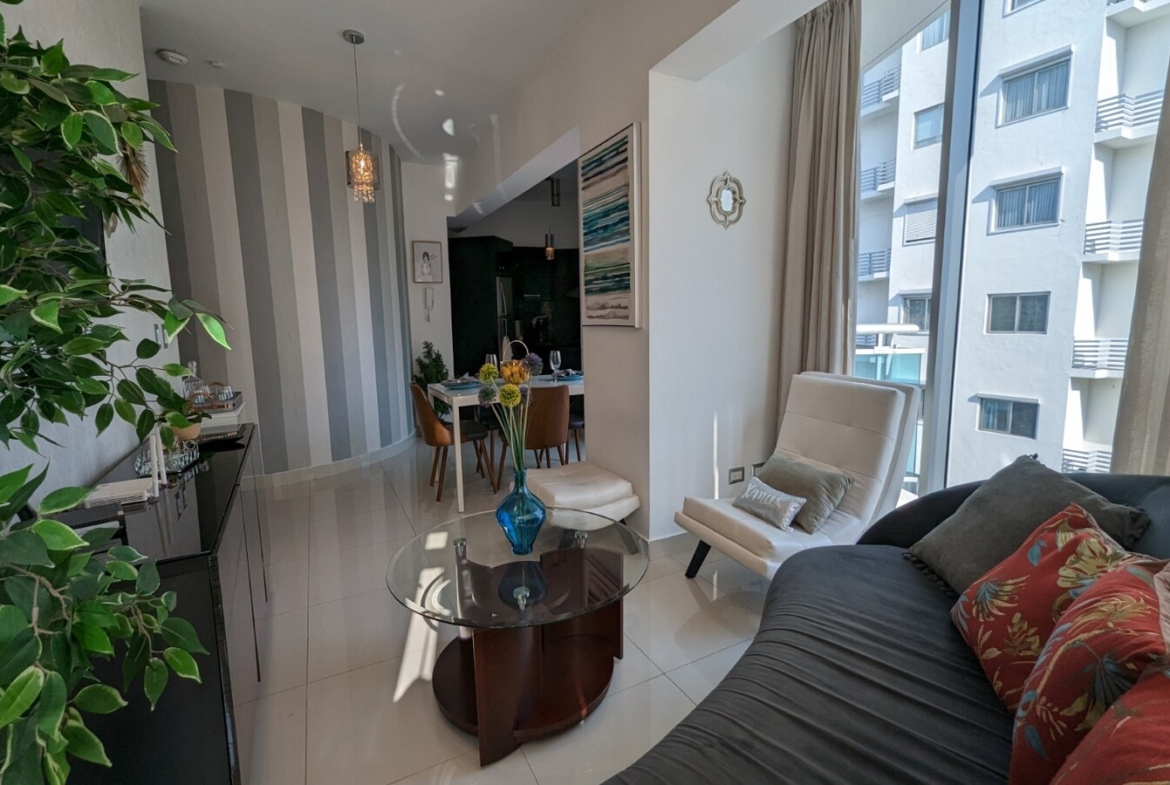 Apartamento Amueblado en Piantini en Alquiler