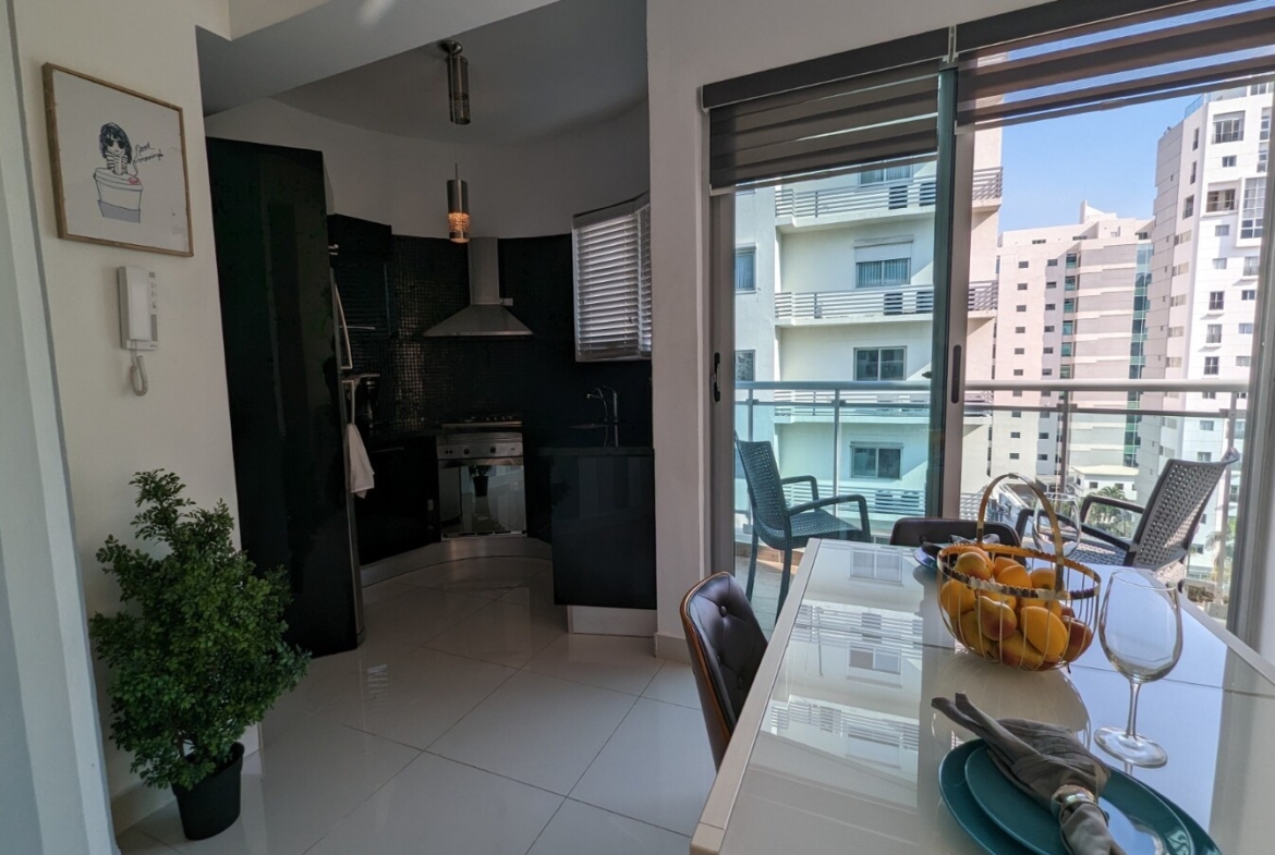 Apartamento Amueblado en Piantini en Alquiler