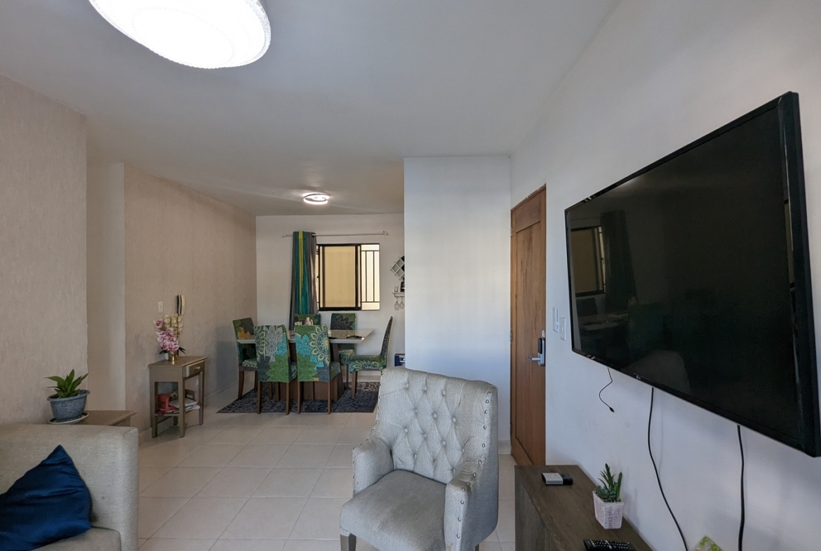 Apartamento Primer Piso en Avenida Ecológica