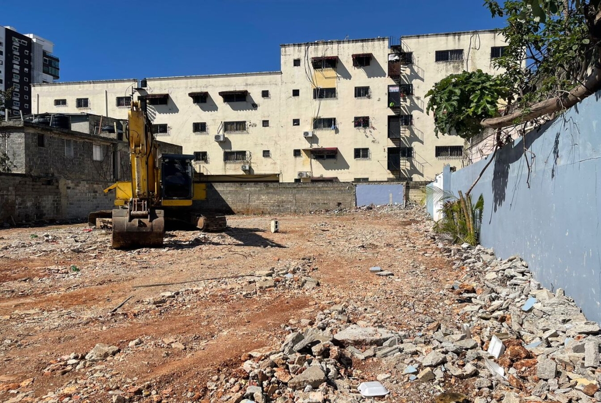 Terreno en el prestigioso sector Alma Rosa I