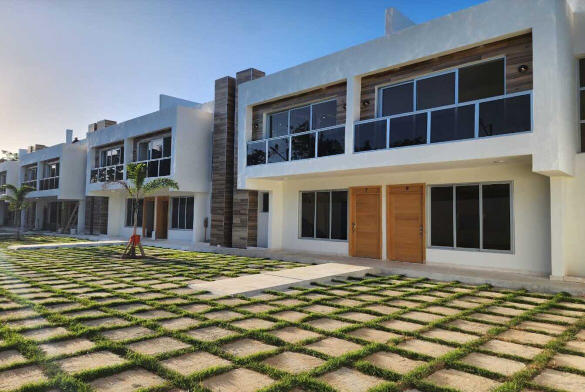 Proyecto de Villas en Juan Dolio TownHouses a 3 Minutos de Playa Hemingway