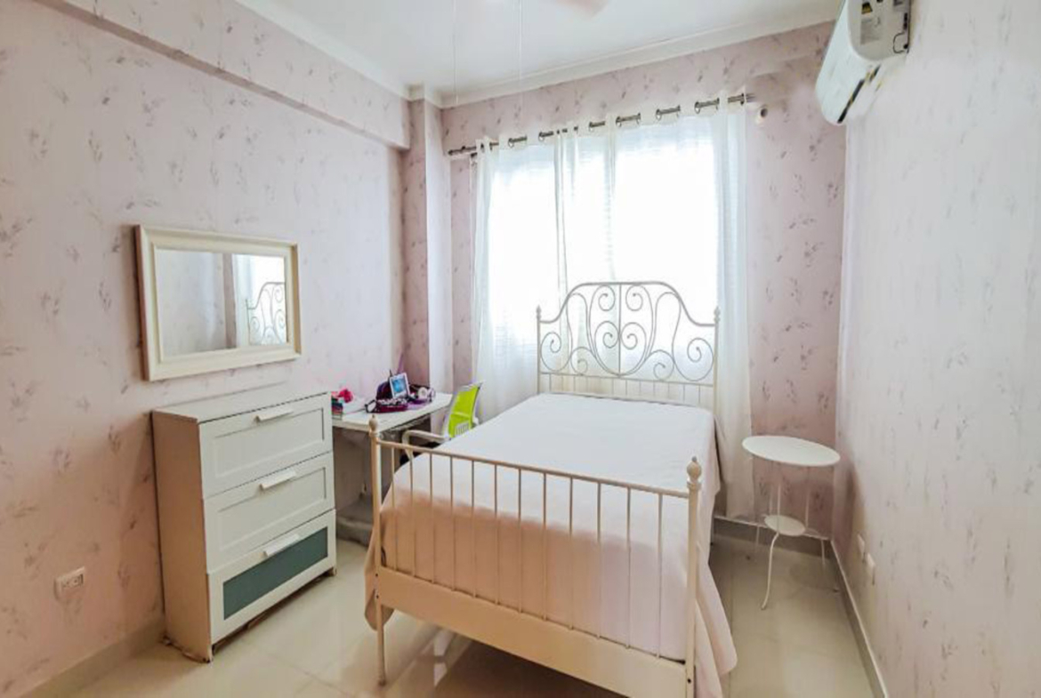 Apartamento en Alquiler en Gustavo Mejia Ricart