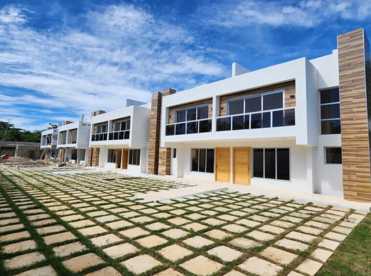 Proyecto de Villas en Juan Dolio TownHouses a 3 Minutos de Playa Hemingway