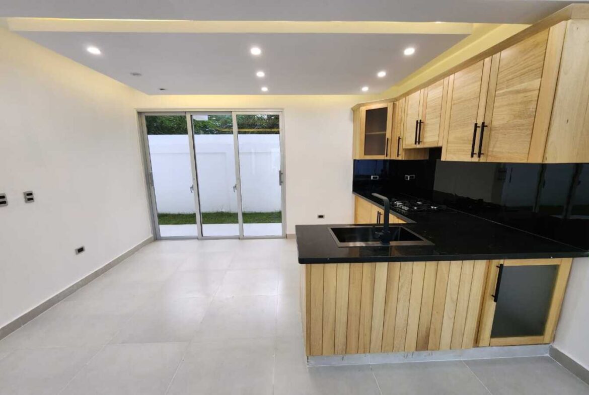 DH Village; Villas TownHouses en Juan Dolio a 3 Minutos de Playa