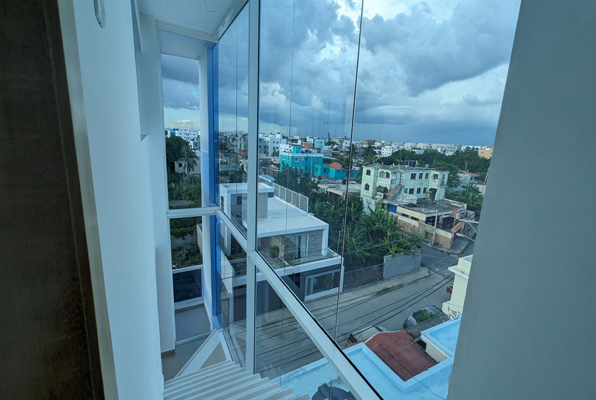 Pent-house Con Terminación Superior Brisa Oriental