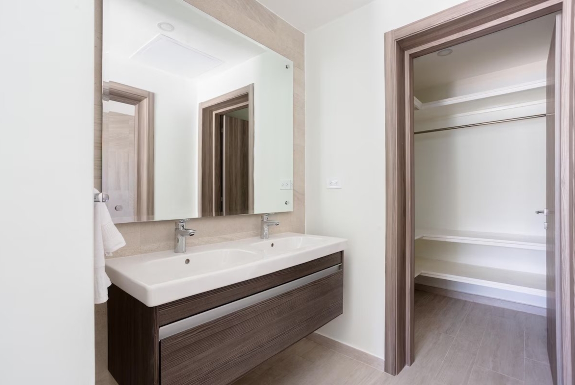    Apartamento en Cana Pearl a 1 Minuto de Club de Playa