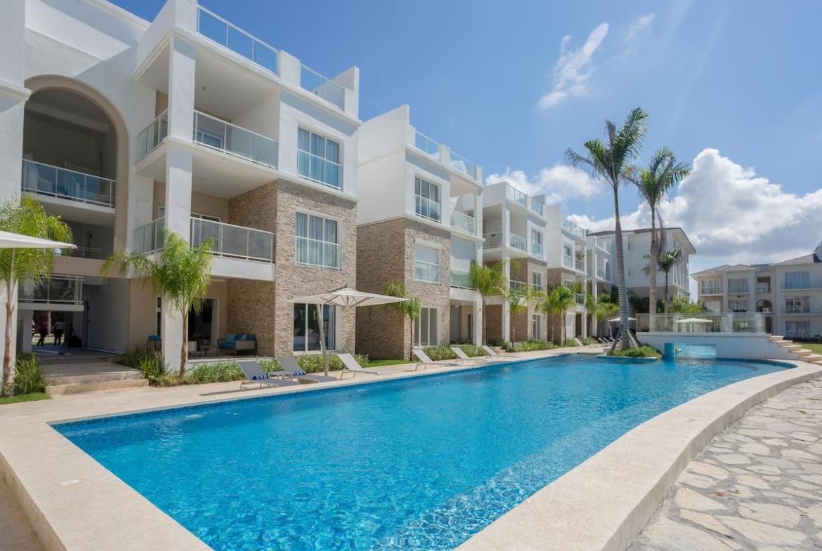    Apartamento en Cana Pearl a 1 Minuto de Club de Playa