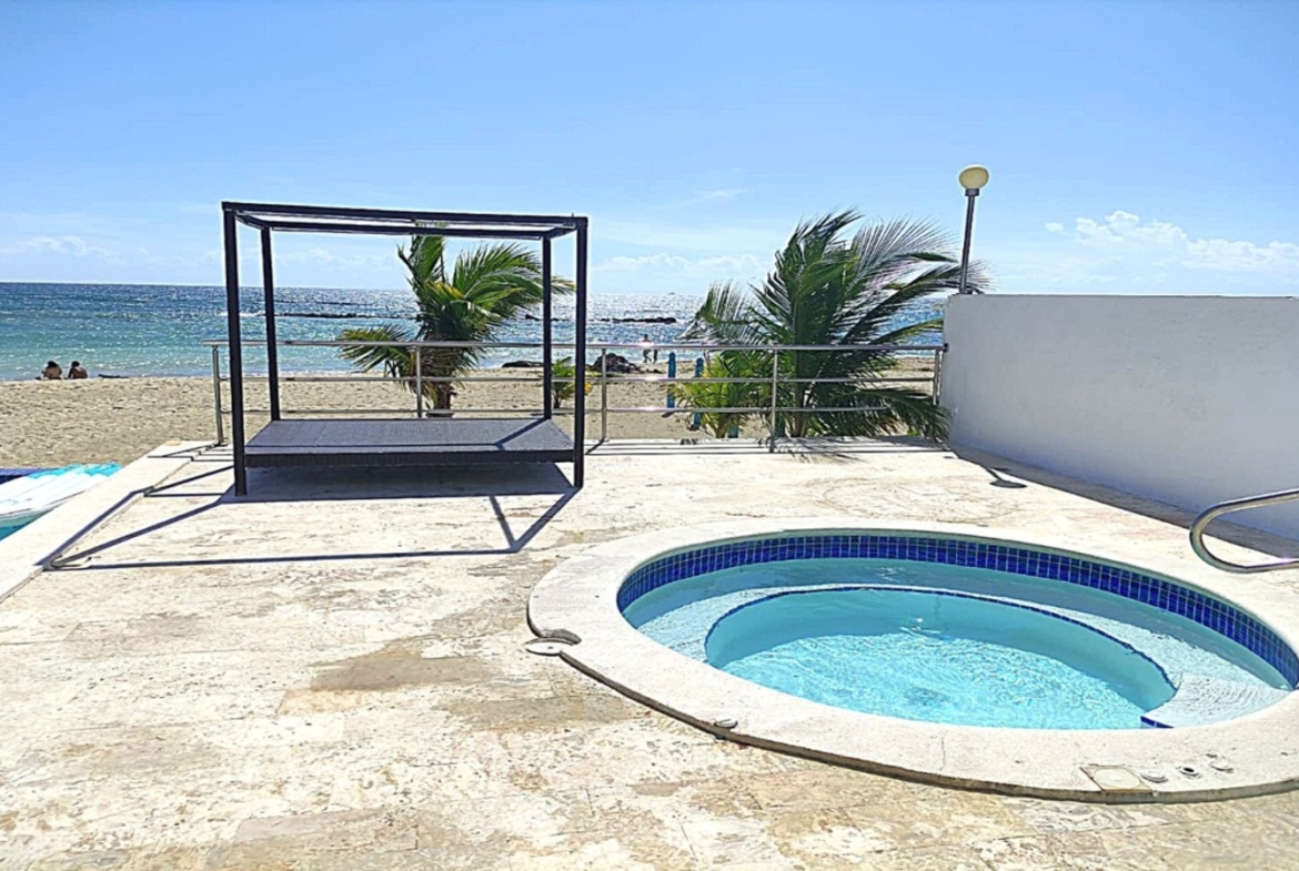 Apartamento Frente Al Mar en Juan Dolio Res. Marbella