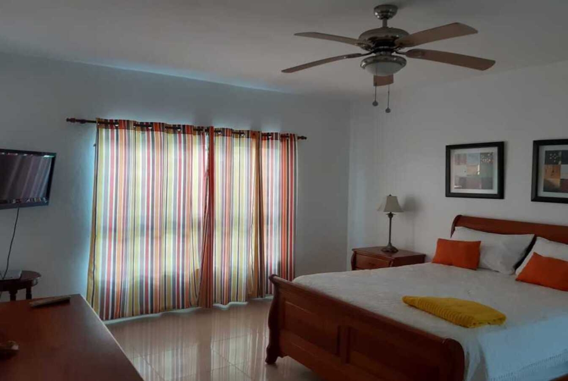 Apartamento Frente Al Mar en Juan Dolio Res. Marbella