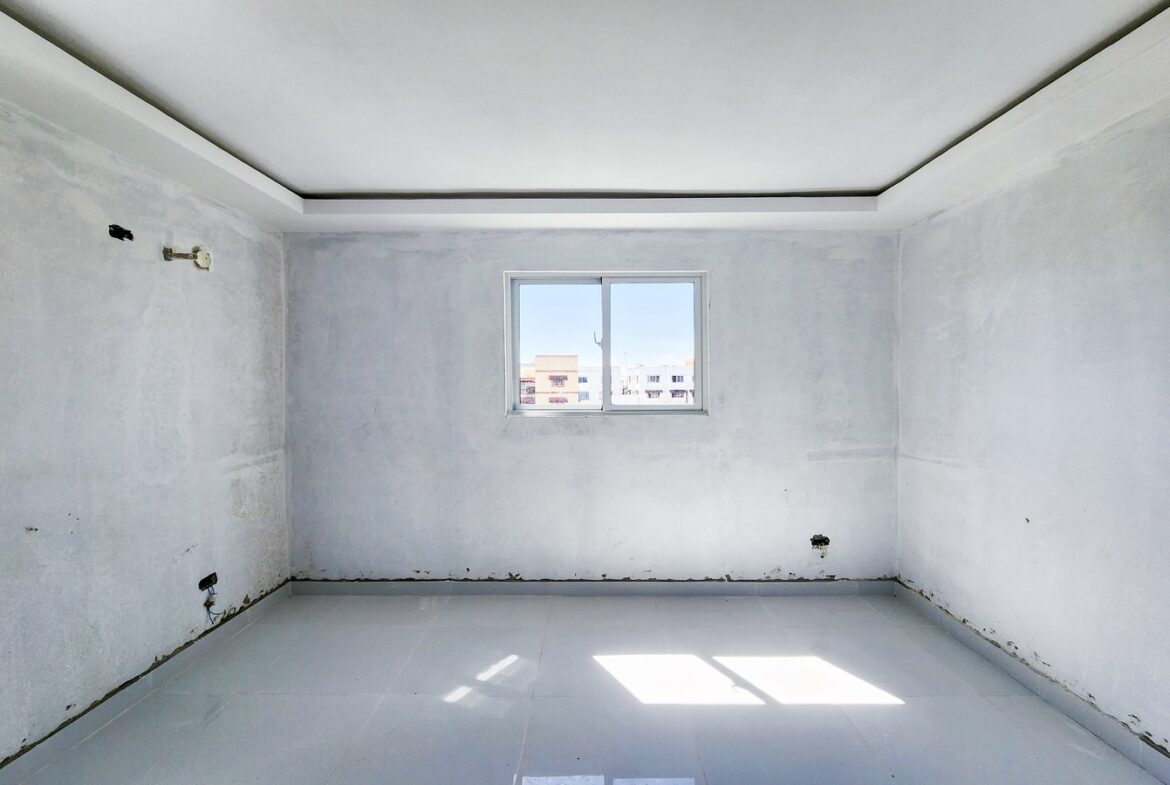 Cuatro Excelentes Apartamentos en Prado Oriental