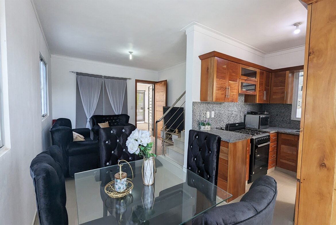 Acabas de descubrir esta gran Casa en Amalia !