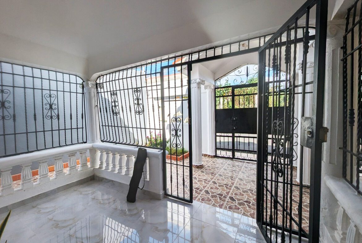 Casa Elegante y Excepcional en Prado Oriental