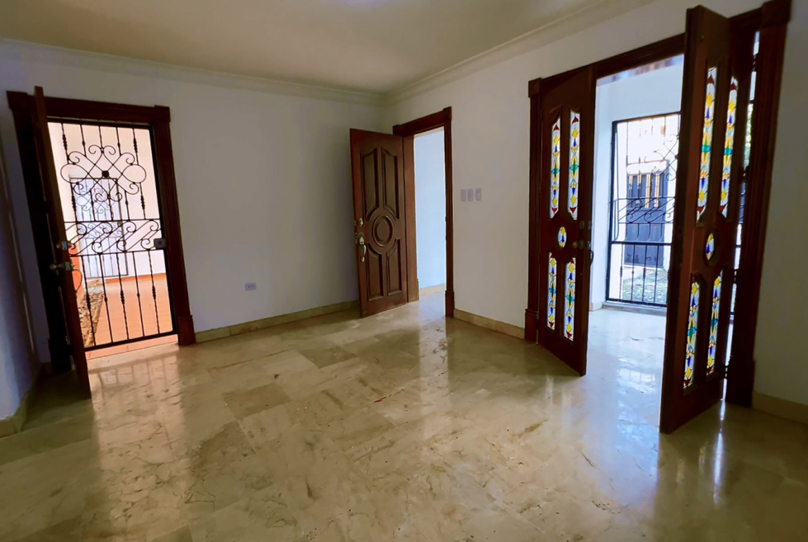 Casa Clásica: ¡Prado Oriental, te Ofrece Excelentes Espacios!