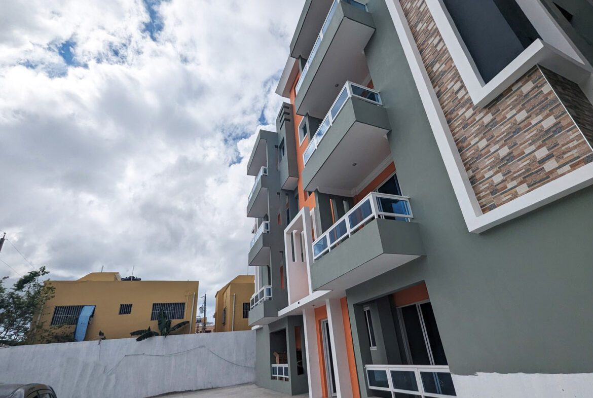 Residencial Marcelino IV: El hogar ideal en Vista Hermosa, Guayubín Olivo