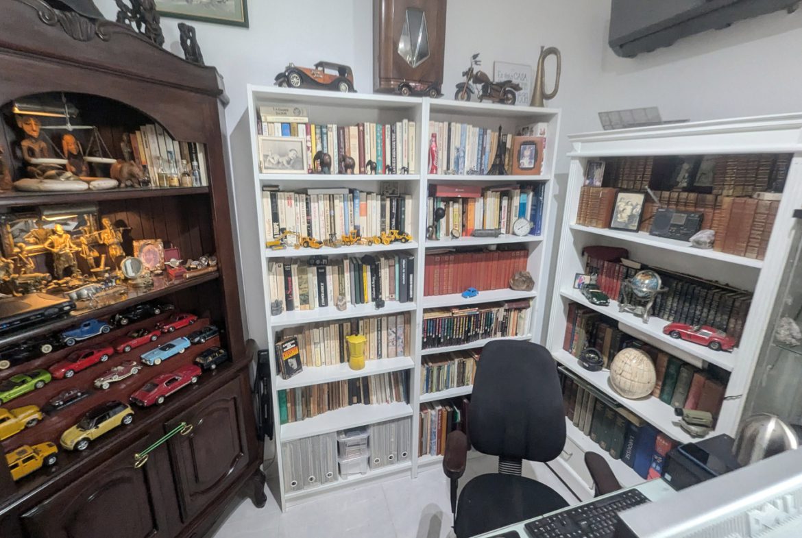 Apartamento con Ascensor en Los Tres Ojos Av Charles de Gaulle