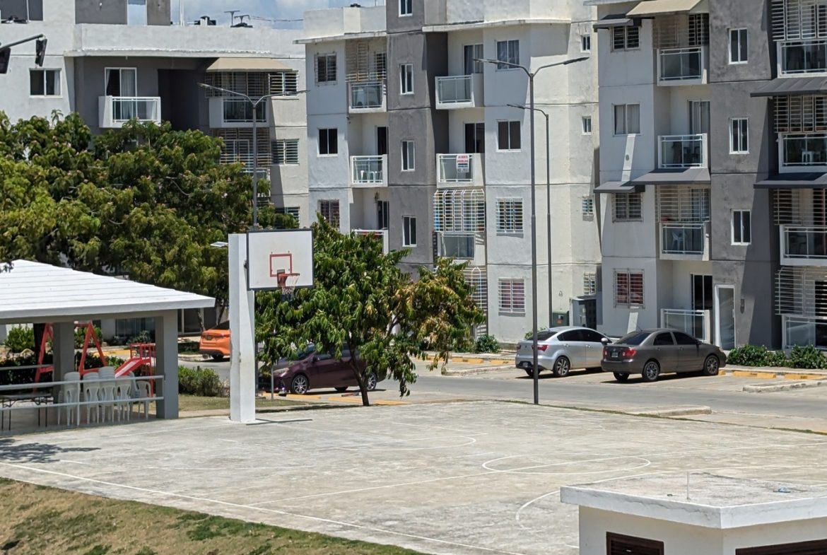 Apartamento En Venta En Las Americas Al lado de Garrido