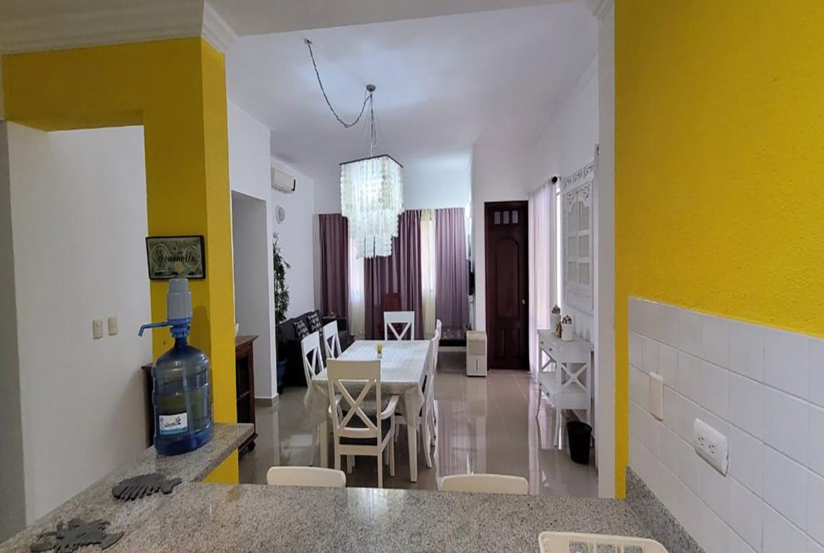 Segundo Piso Amueblado en Colonia Tropical en Juan Dolio