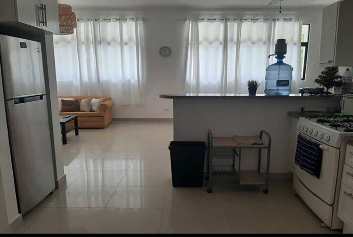 Apartamento al Lado de la playa Hemingway en Juan Dolio en Colonia Tropical