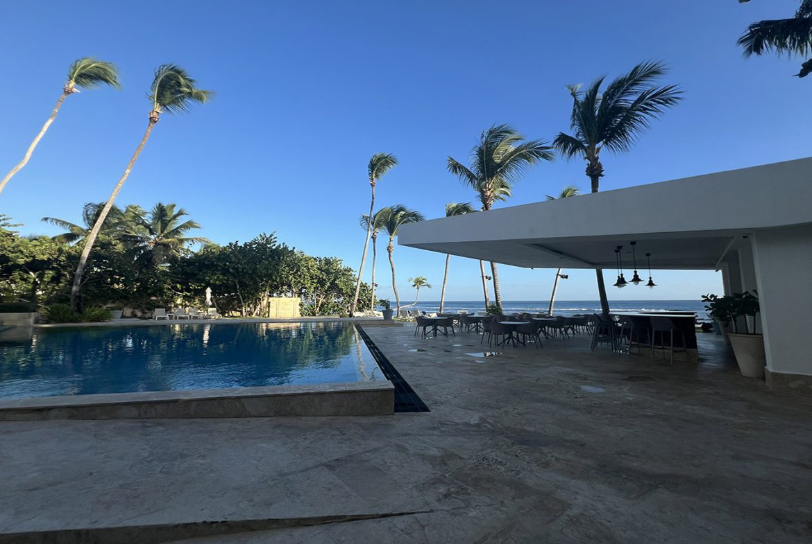 Apartamento Frente a La Playa en Torre Aquarella en Juan Dolio