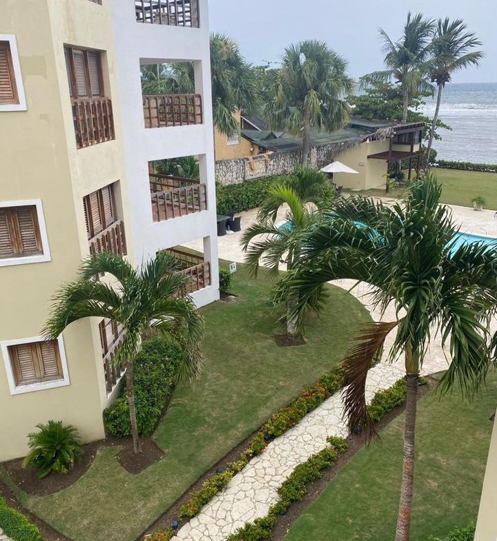 Tu refugio frente al mar: Vive en Merechiaro en Juan Dolio