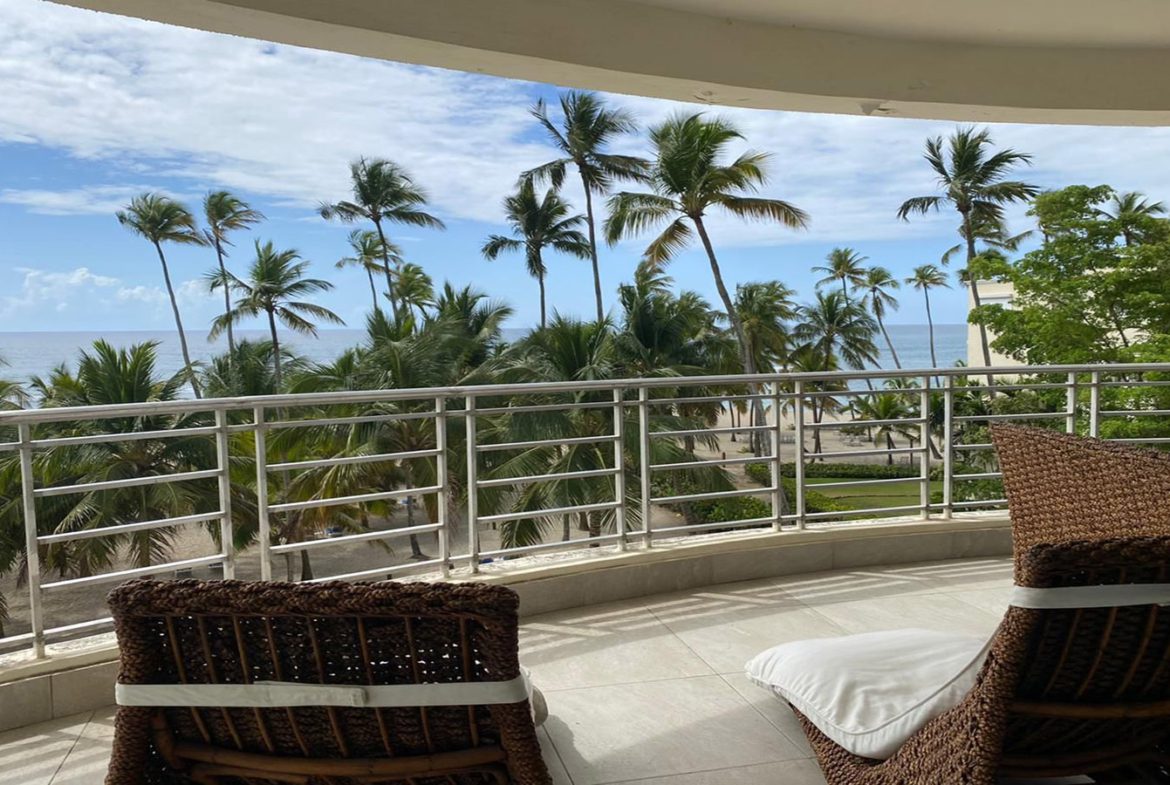 Apartamento en Costa del Sol Con Mejor Vista de Juan Dolio Frente a La Playa