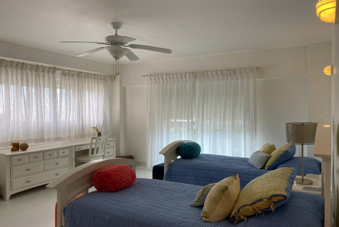Apartamento en Costa del Sol Con Mejor Vista de Juan Dolio Frente a La Playa