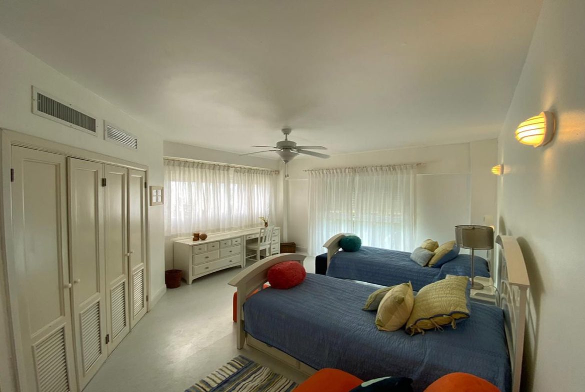 Apartamento en Costa del Sol Con Mejor Vista de Juan Dolio Frente a La Playa