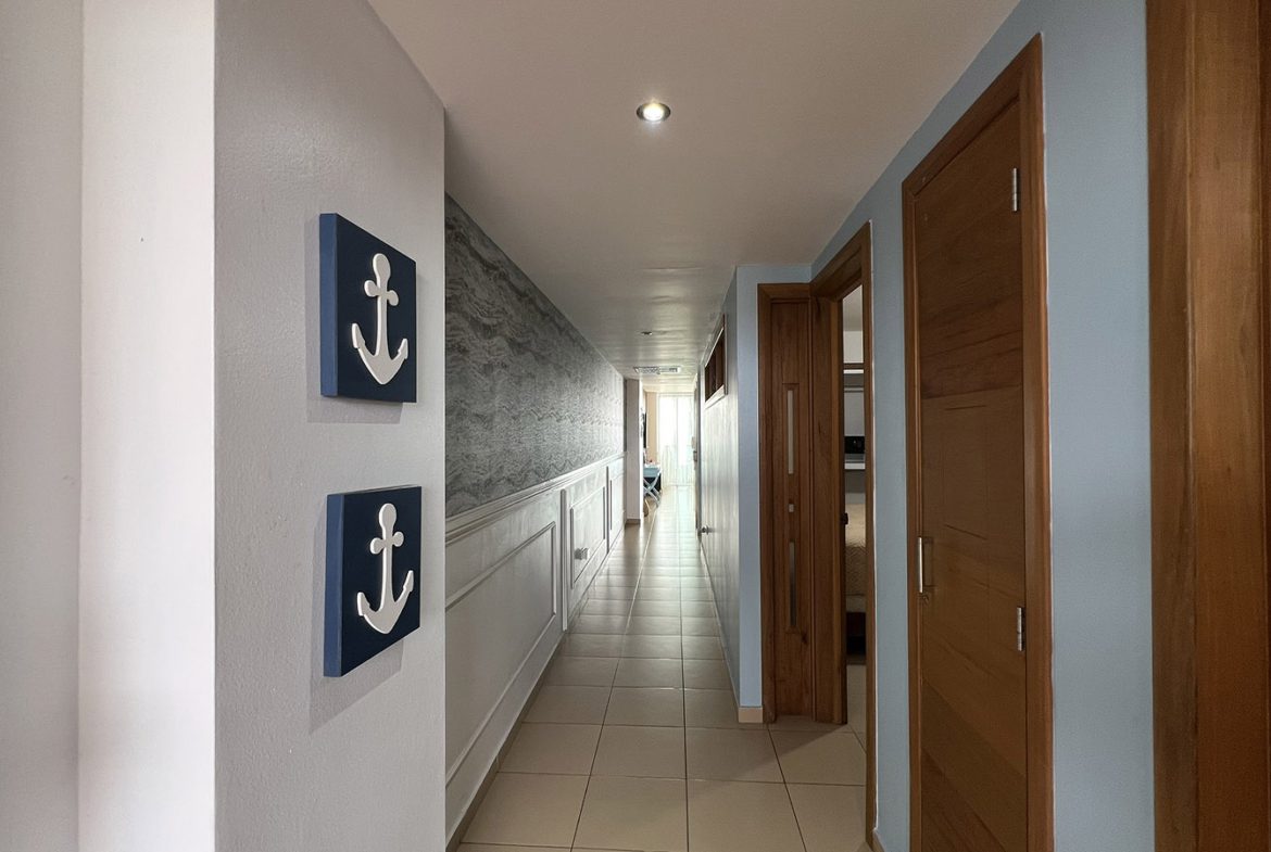 Apartamento Piso 5 en Primera Linea de Playa en Marbella
