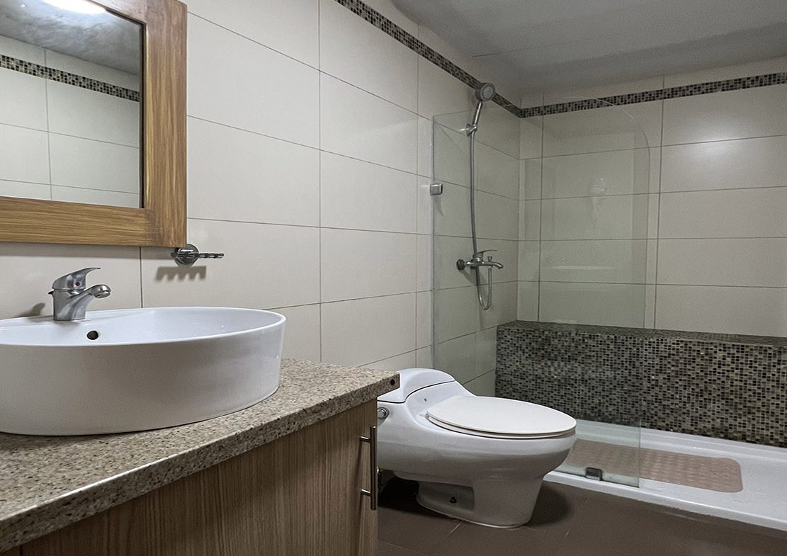 Apartamento Piso 5 en Primera Linea de Playa en Marbella
