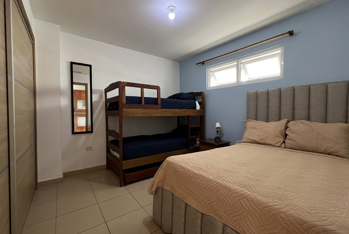 Apartamento Piso 5 en Primera Linea de Playa en Marbella