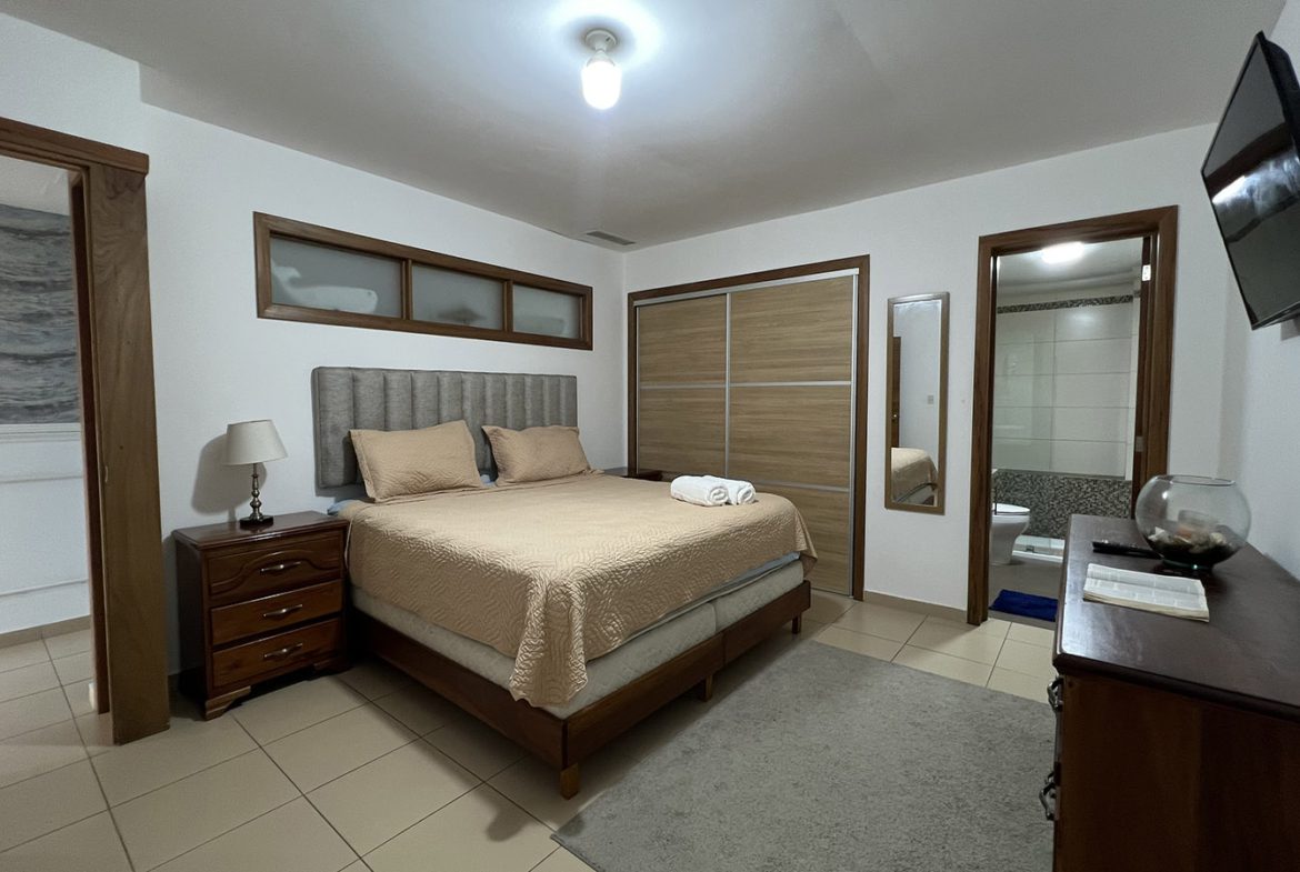 Apartamento Piso 5 en Primera Linea de Playa en Marbella