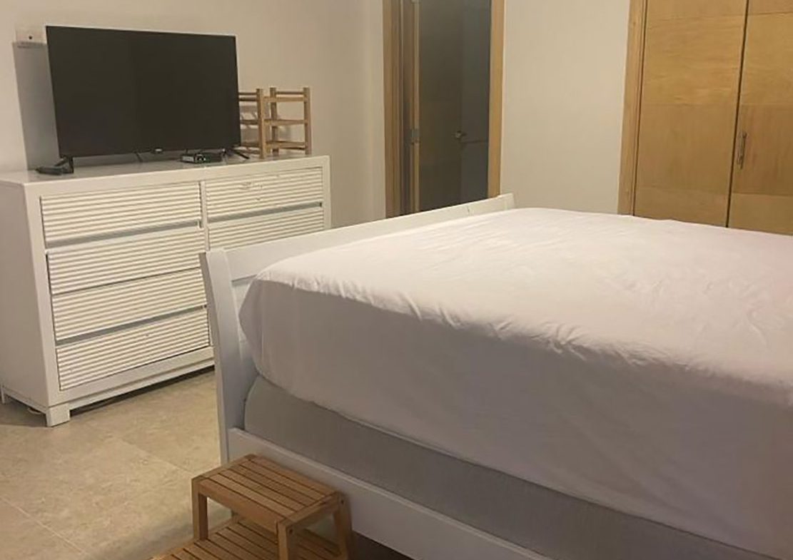 Apartamento Piso 7 AMUEBLADO Frente a La Playa en Marbella