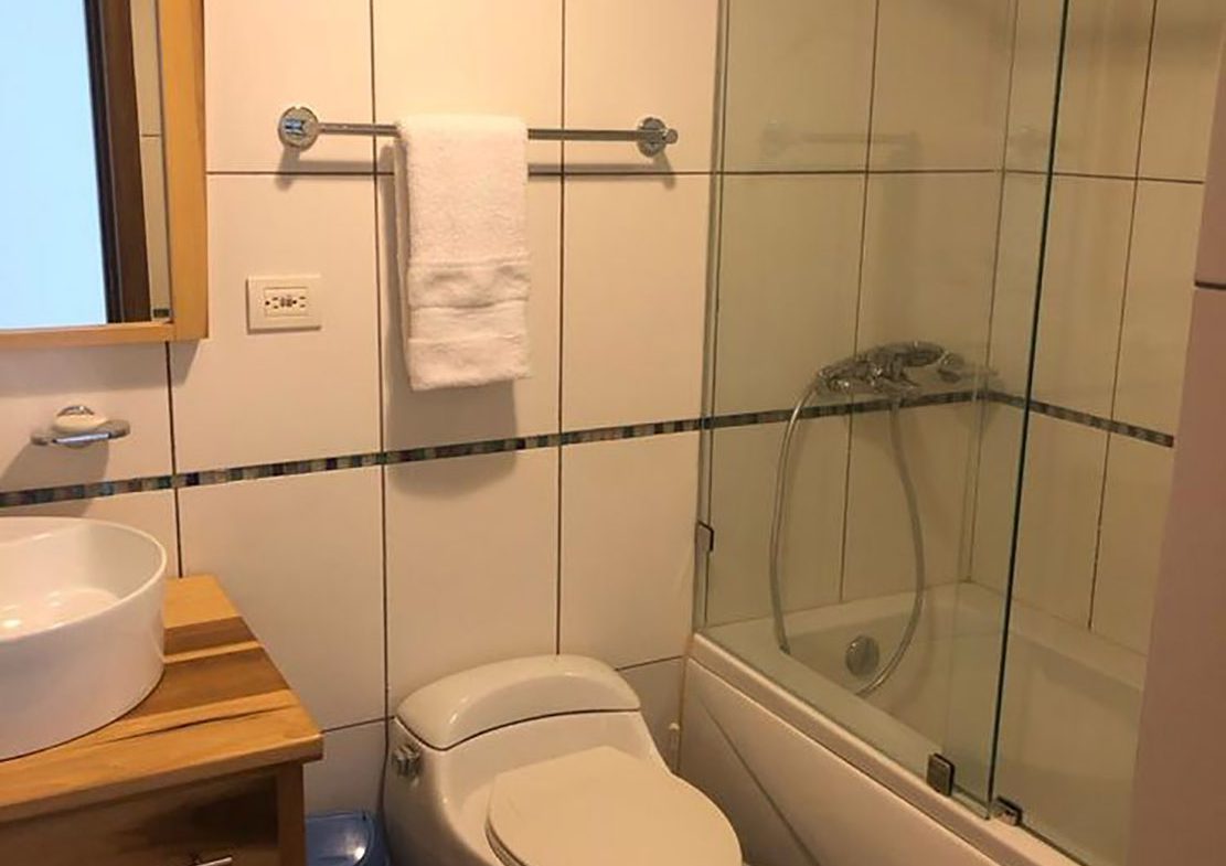 Apartamento Piso 7 AMUEBLADO Frente a La Playa en Marbella