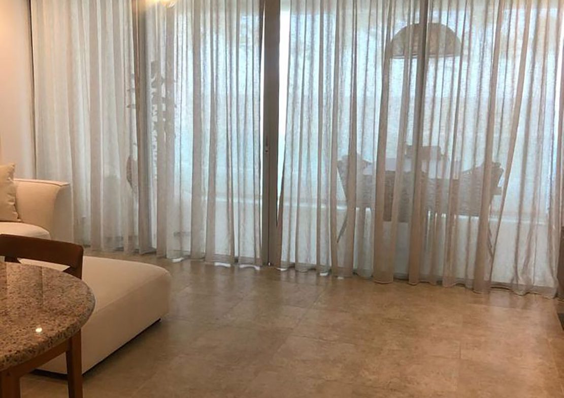 Apartamento Piso 7 AMUEBLADO Frente a La Playa en Marbella