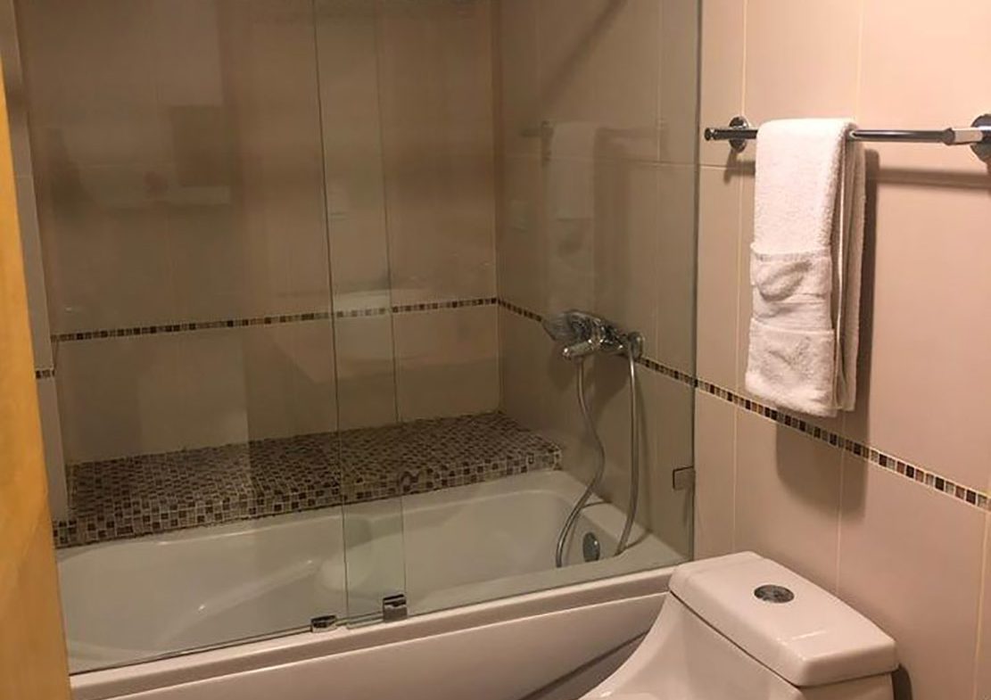 Apartamento Piso 7 AMUEBLADO Frente a La Playa en Marbella