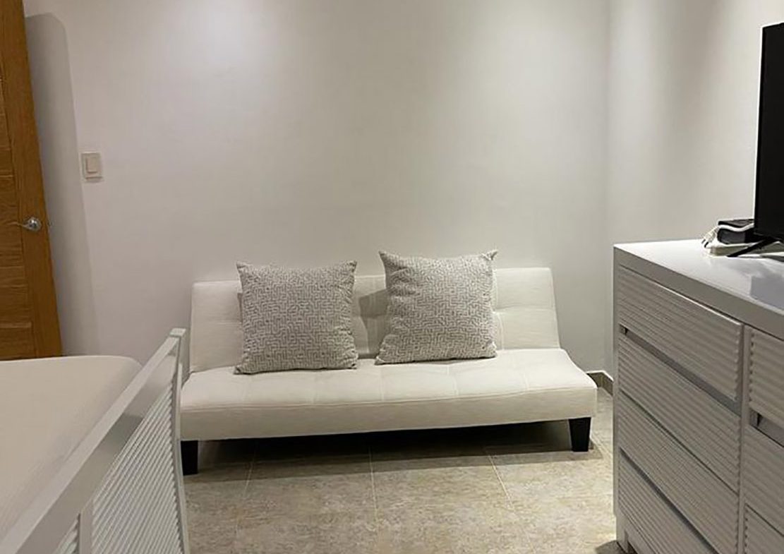Apartamento Piso 7 AMUEBLADO Frente a La Playa en Marbella