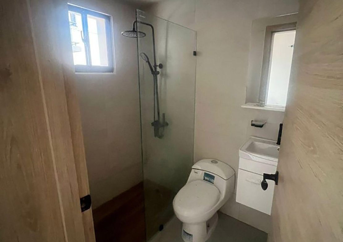 A 400 Metros de la Playa Piso 1 en Bay Living Juan Dolio