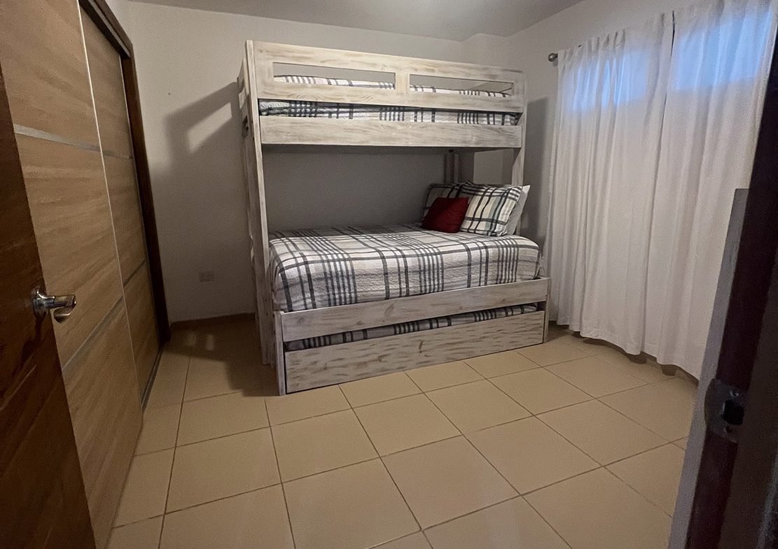 En Venta Apartamento Piso 9 en Marbella Frente a la Playa