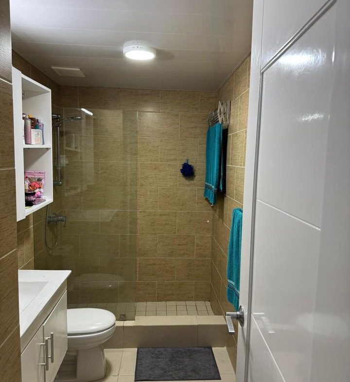 Apartamento Piso 7 en Las Olas Juan Dolio Frente a la playa