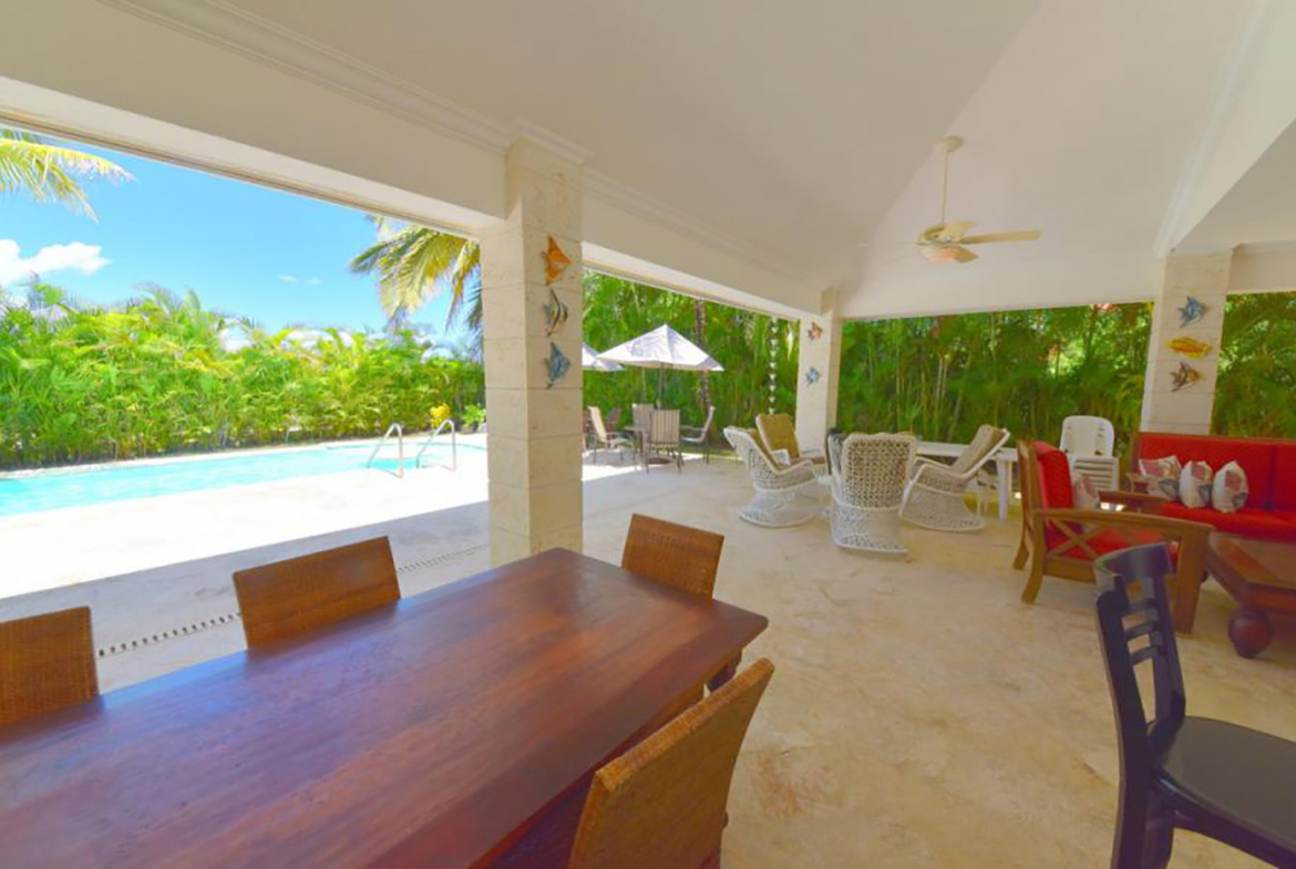 Villa Amueblada con Piscina Metro Country Club en Juan Dolio