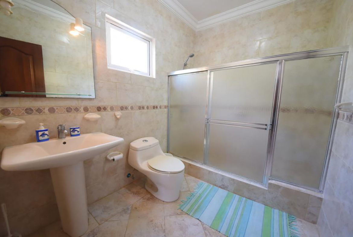 Villa Amueblada con Piscina Metro Country Club en Juan Dolio