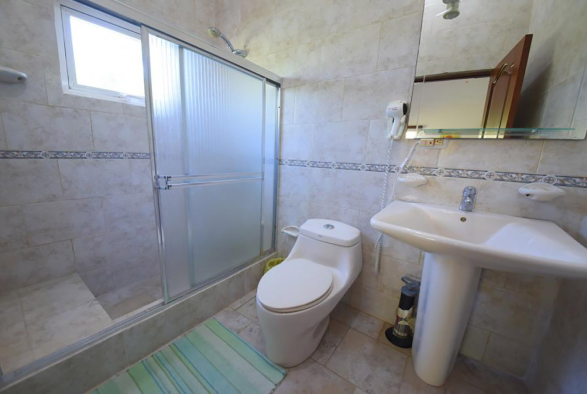 Villa Amueblada con Piscina Metro Country Club en Juan Dolio